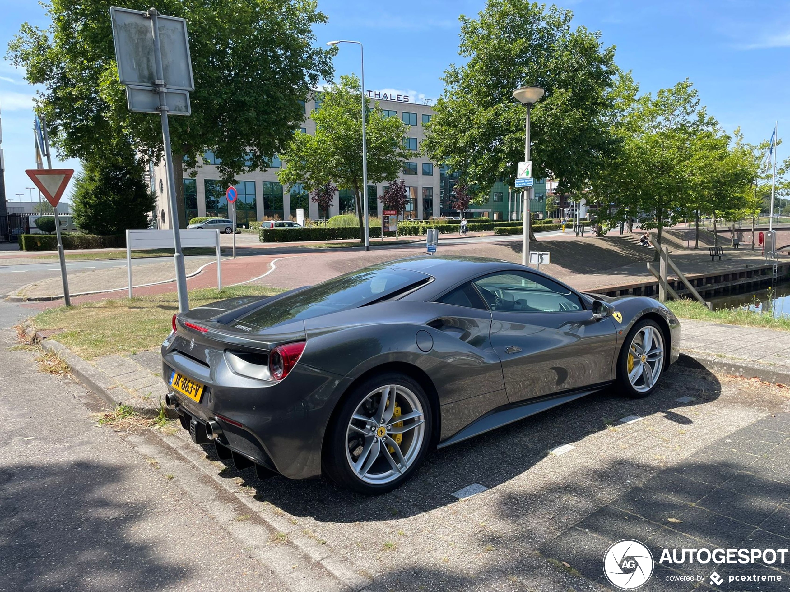 Ferrari 488 GTB