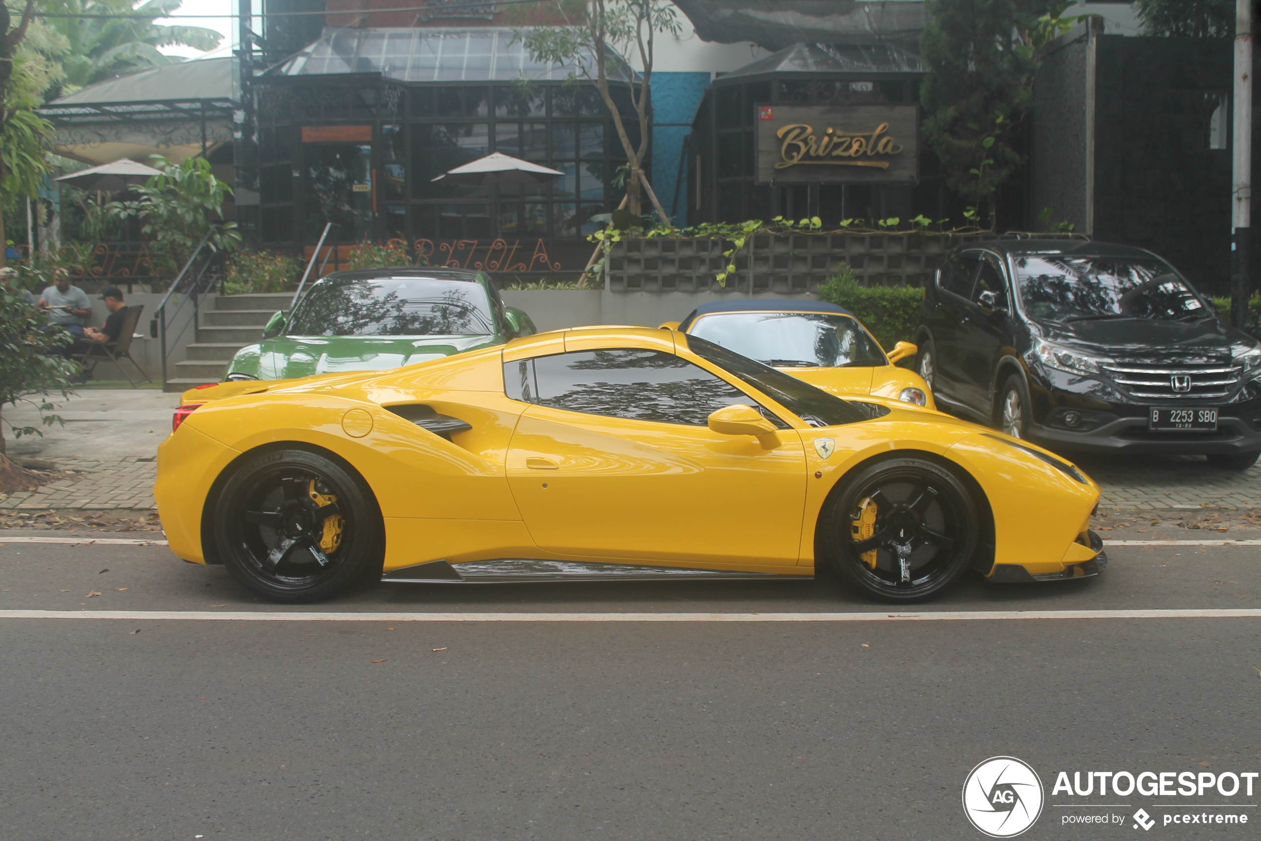 Ferrari 488 Spider Novitec Rosso