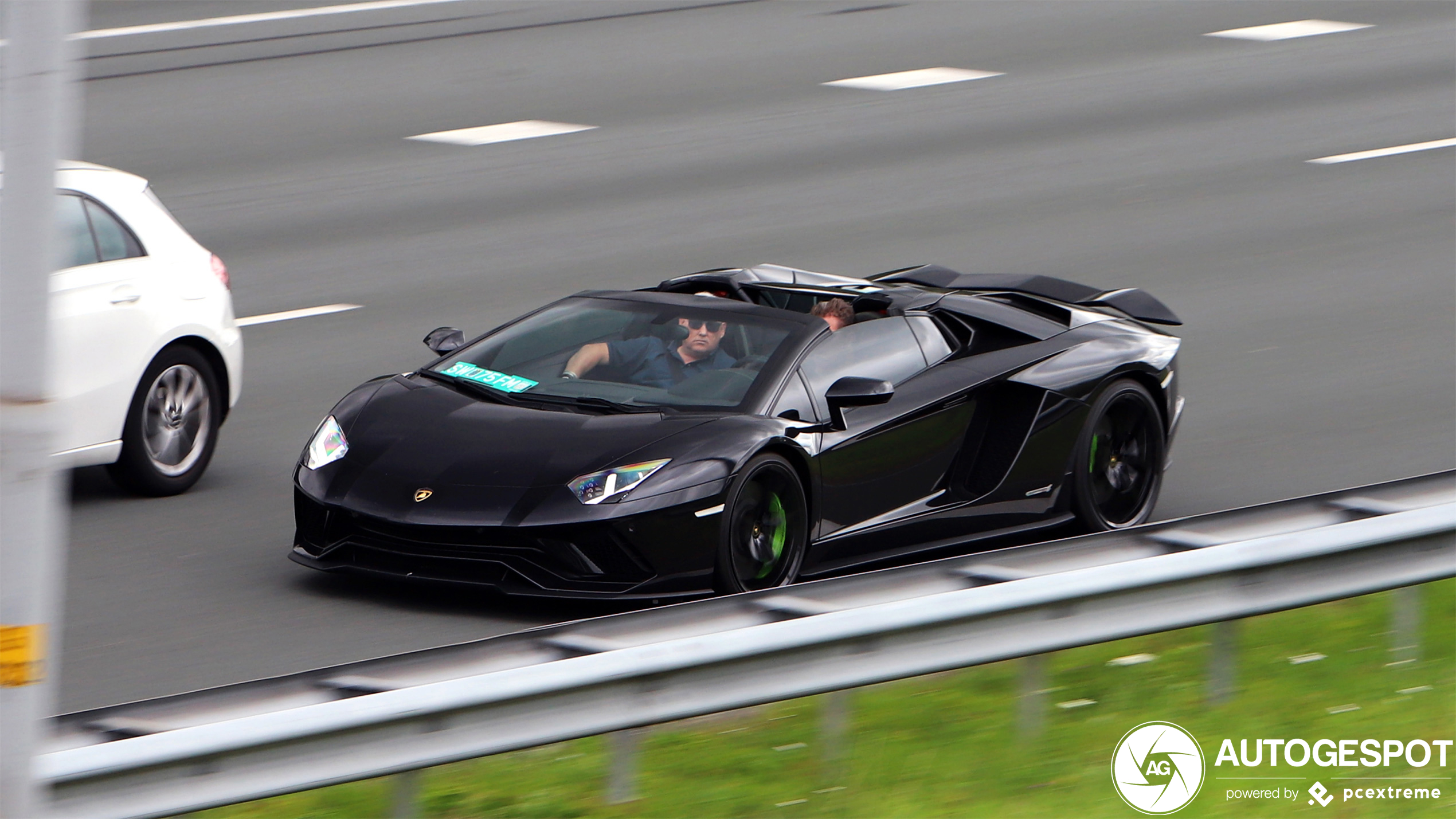 Lamborghini Aventador S LP740-4 Roadster