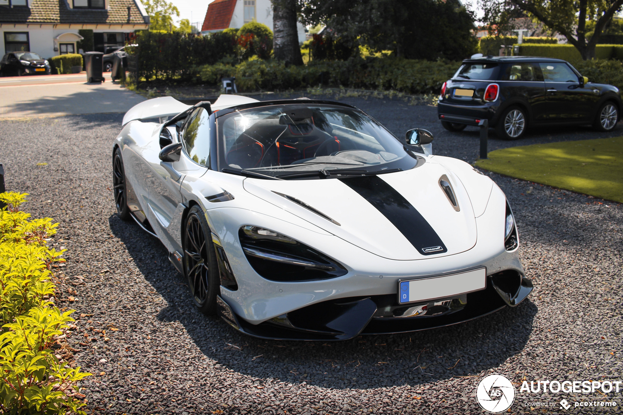 McLaren 765LT Spider