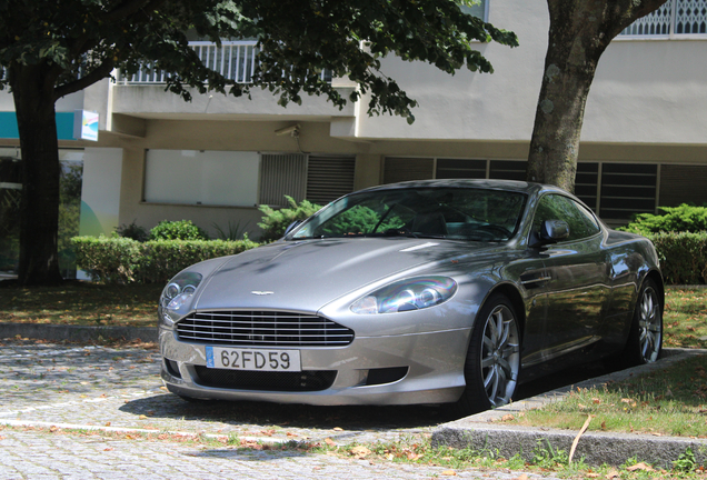 Aston Martin DB9