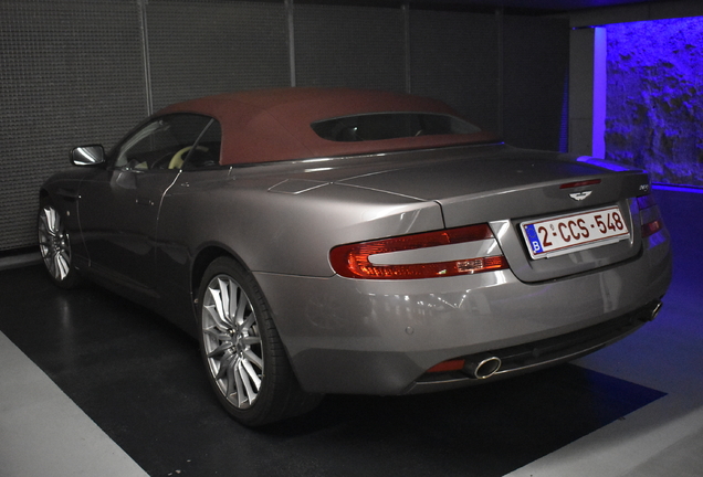 Aston Martin DB9 Volante