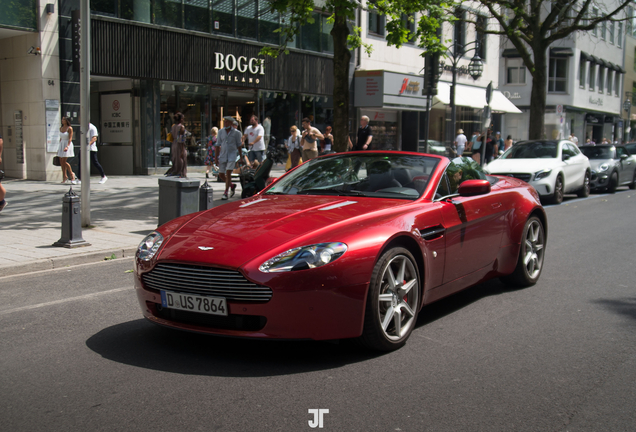 Aston Martin V8 Vantage Roadster