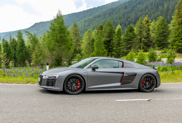 Audi R8 V10 Plus 2015