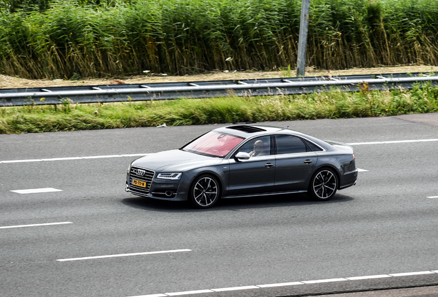 Audi S8 D4 2014