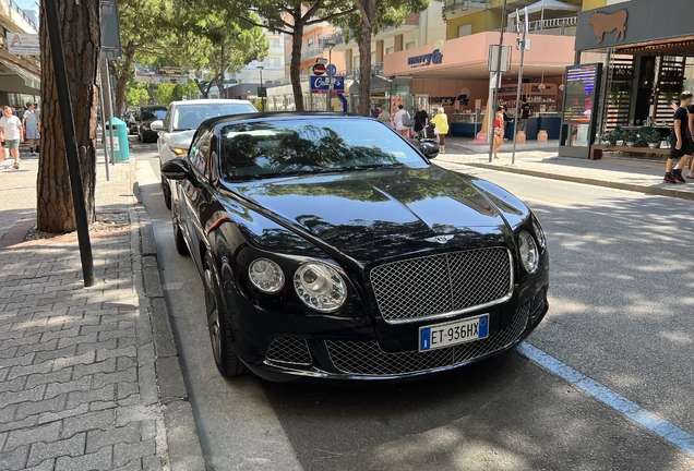 Bentley Continental GTC 2012