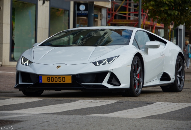 Lamborghini Huracán LP640-4 EVO