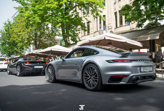 Porsche 992 Turbo