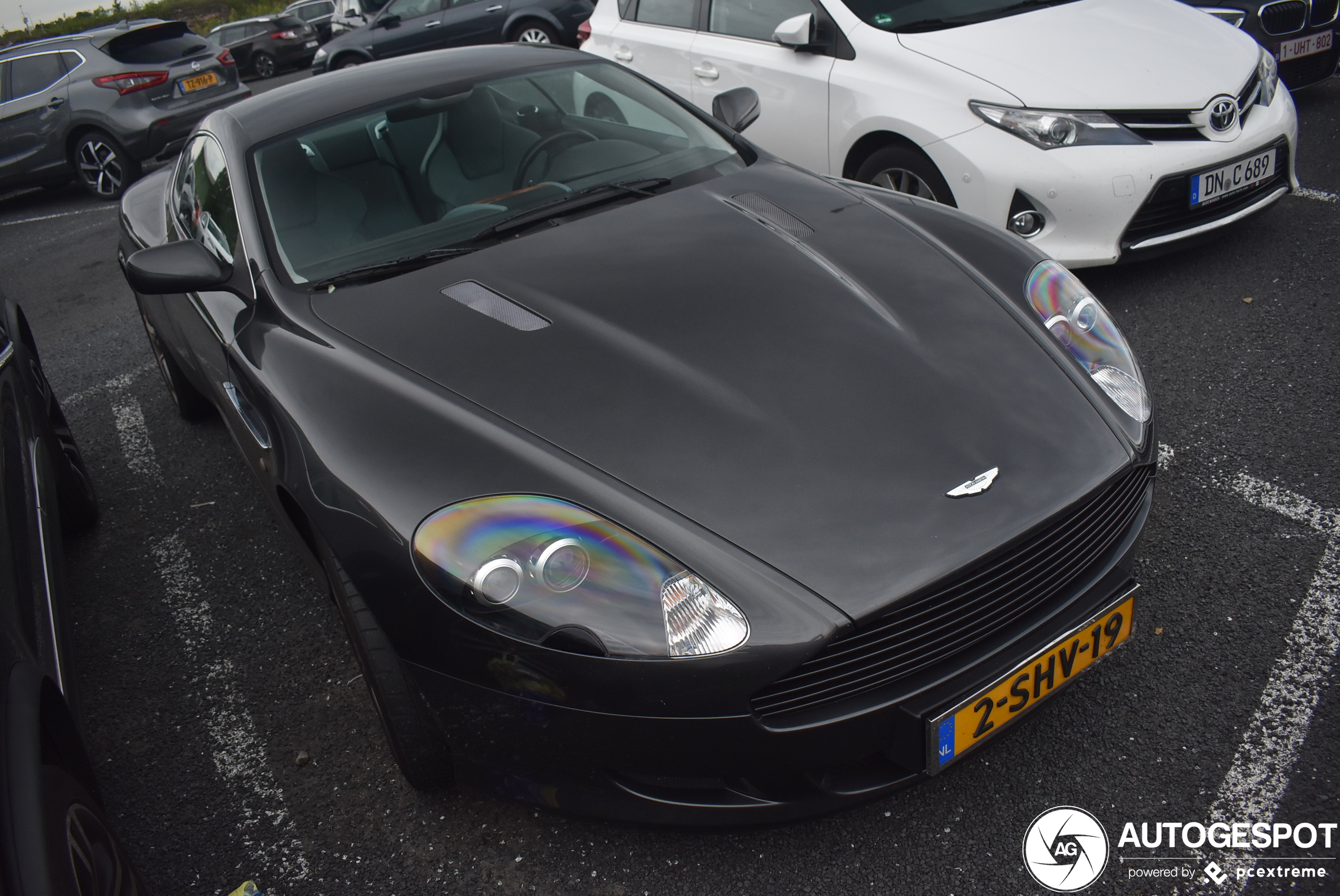 Aston Martin DB9