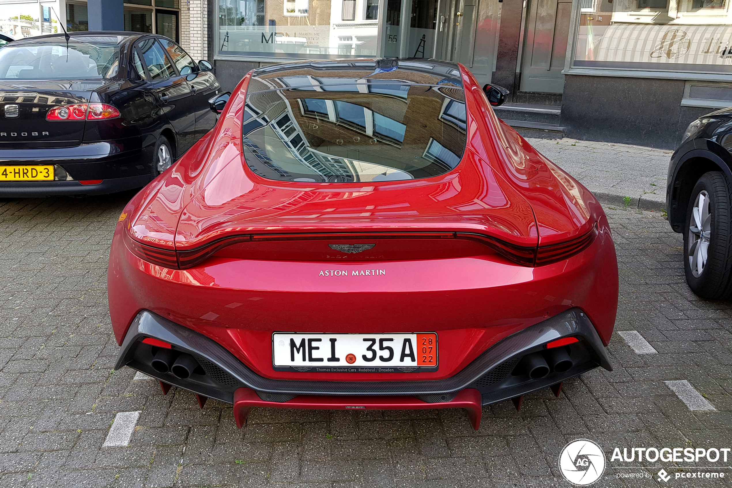 Aston Martin V8 Vantage 2018