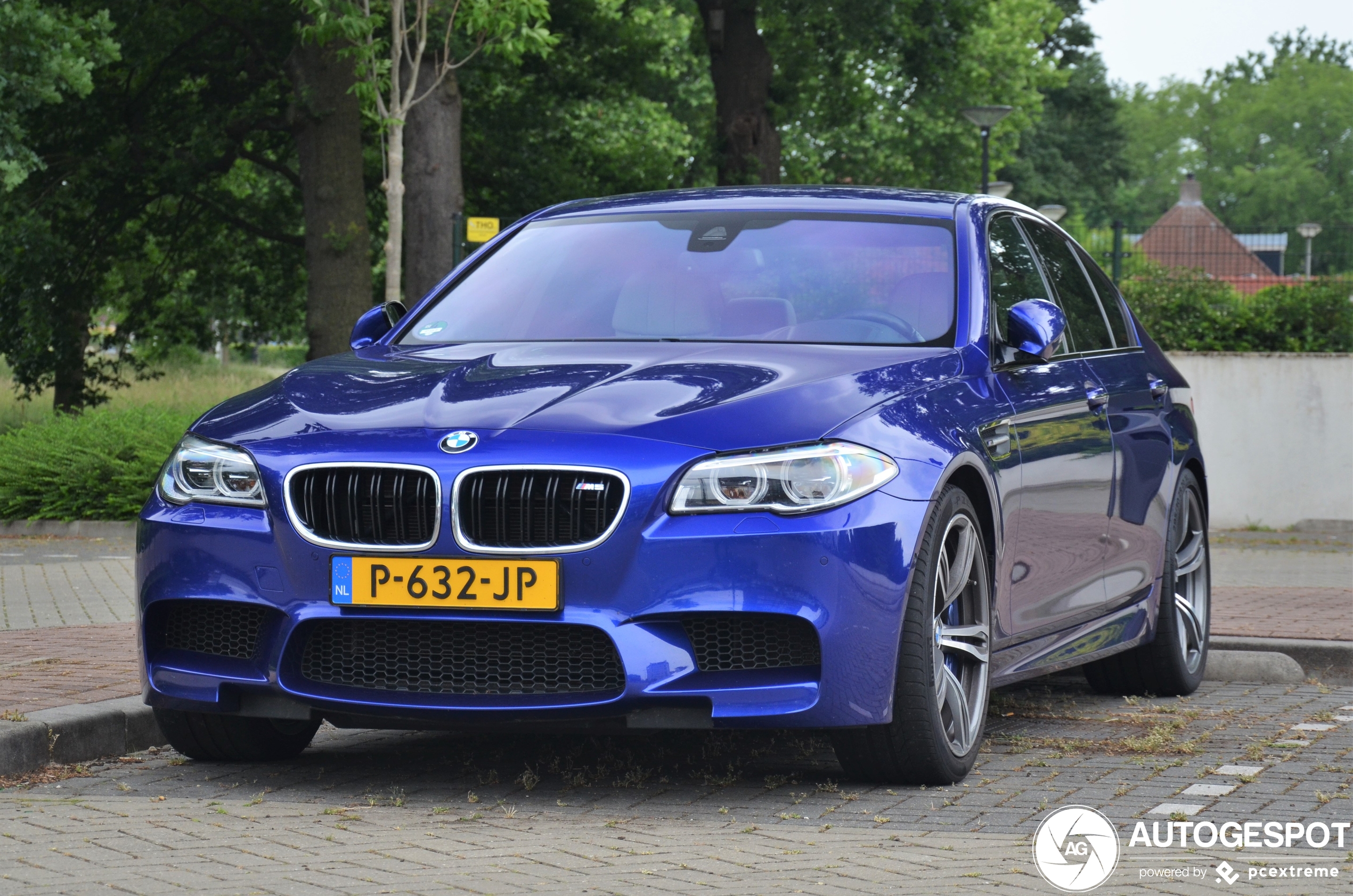 BMW M5 F10 2014