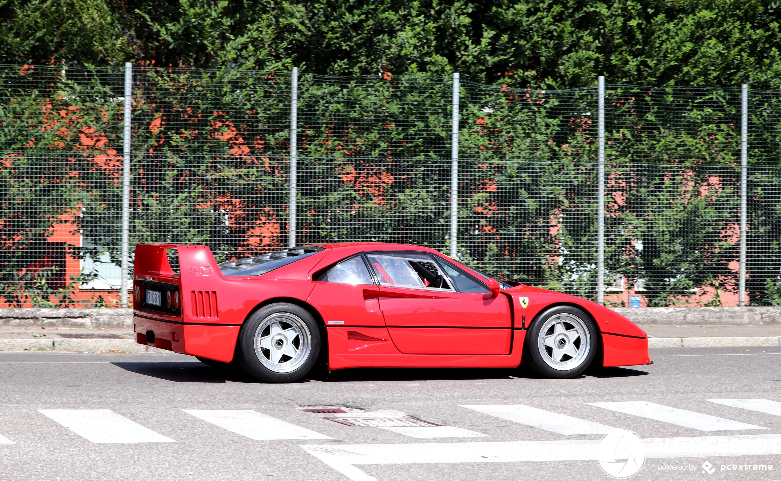 Ferrari F40