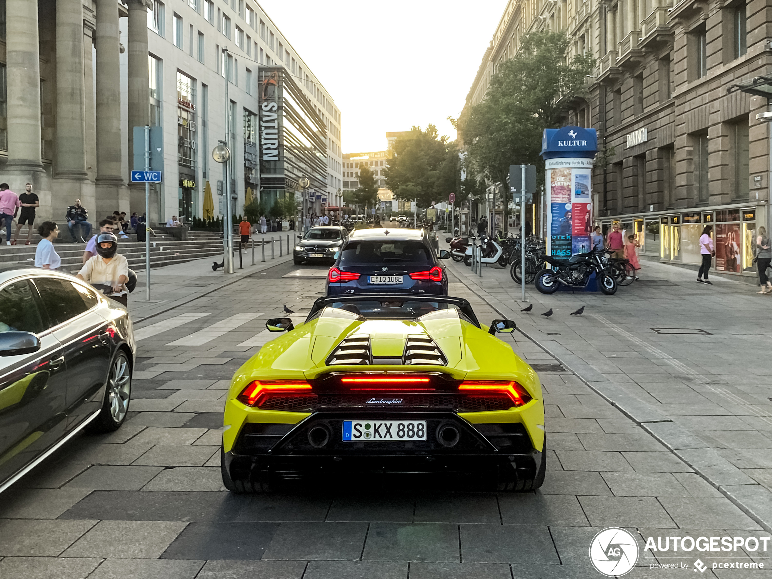 Lamborghini Huracán LP640-4 EVO Spyder