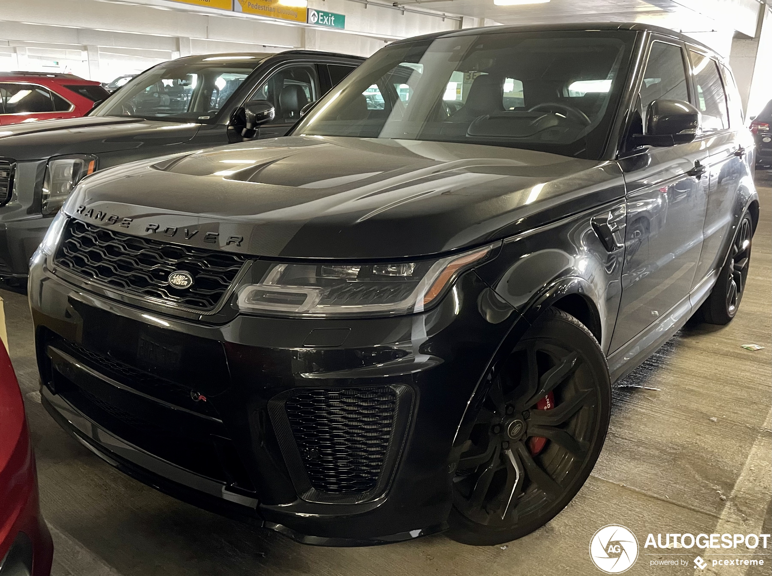 Land Rover Range Rover Sport SVR 2018 Carbon Edition