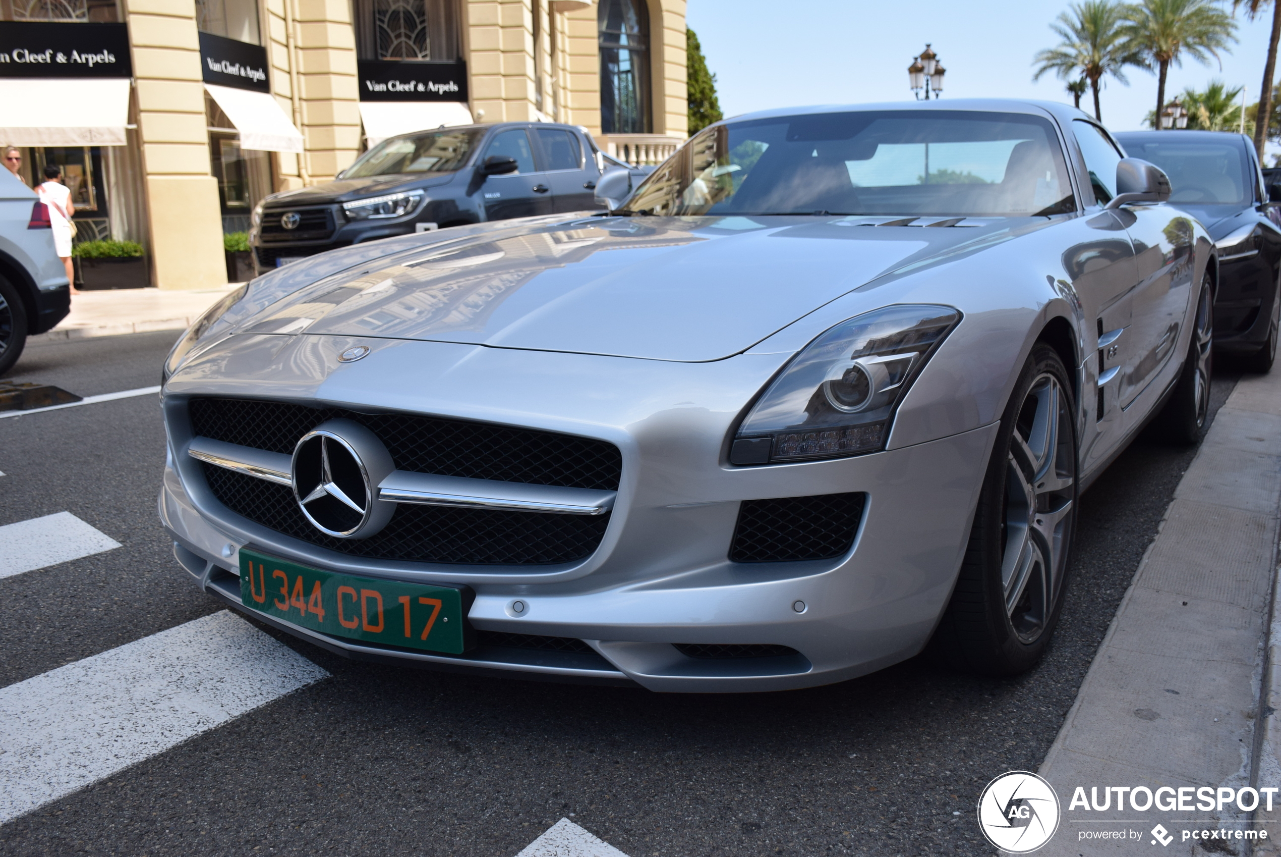 Mercedes-Benz SLS AMG