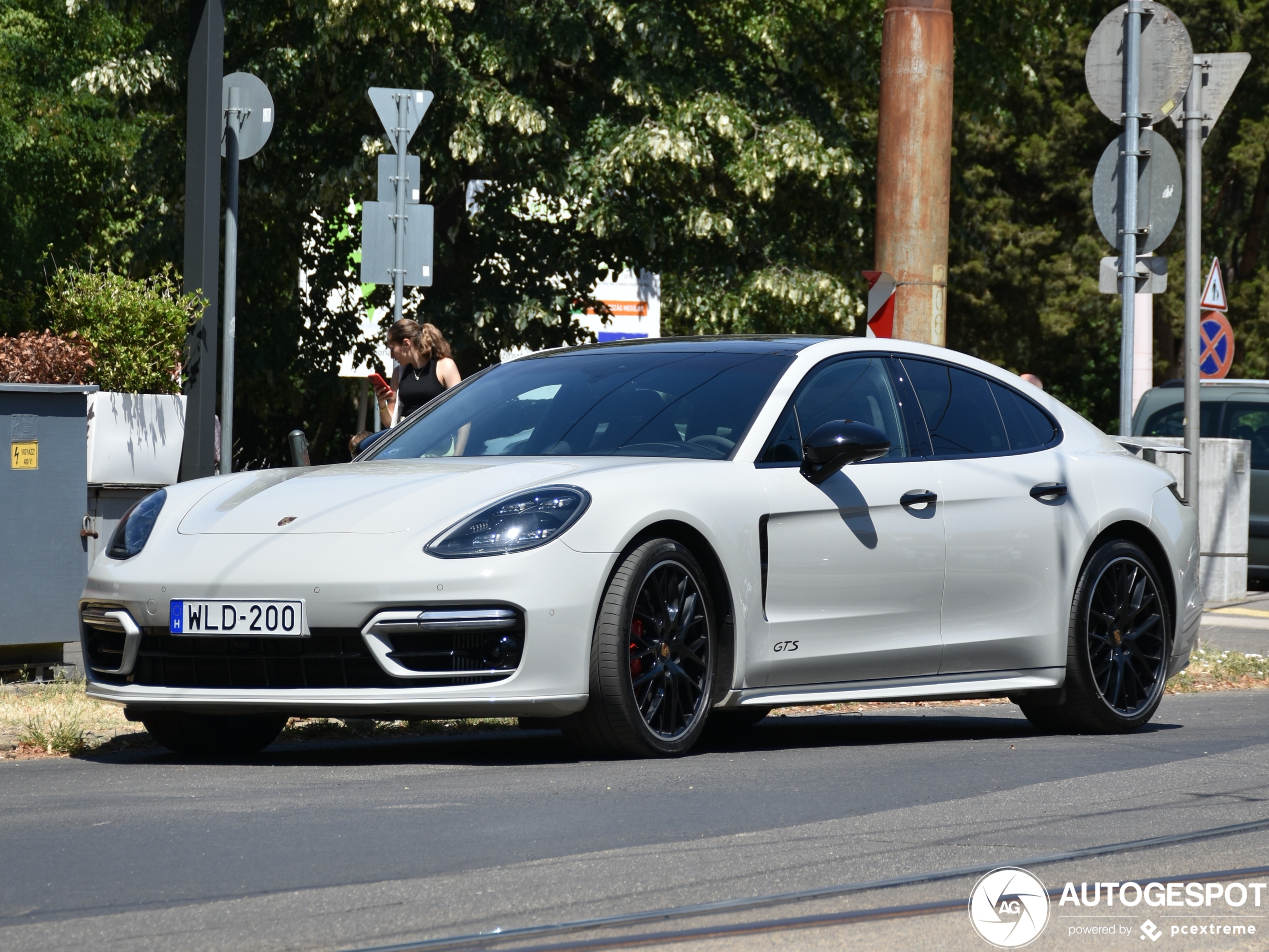 Porsche 971 Panamera GTS MkII