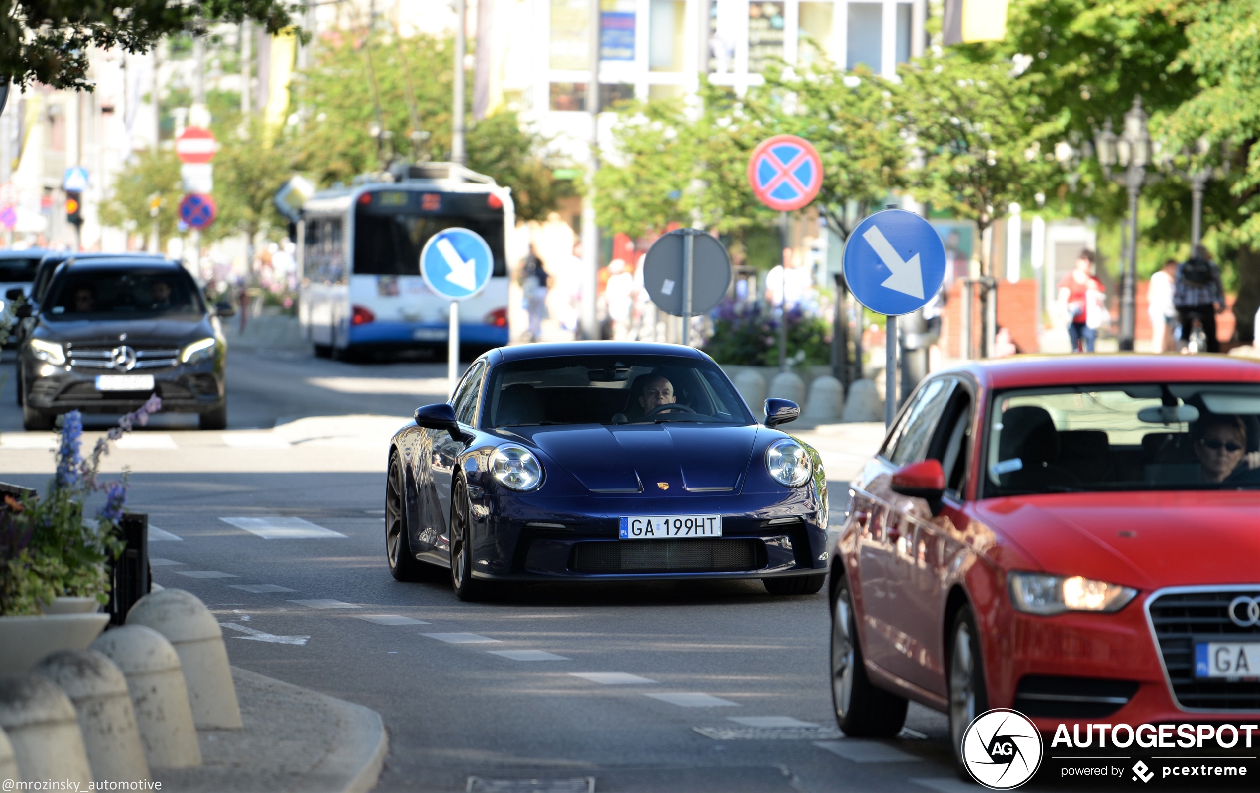 Porsche 992 GT3 Touring