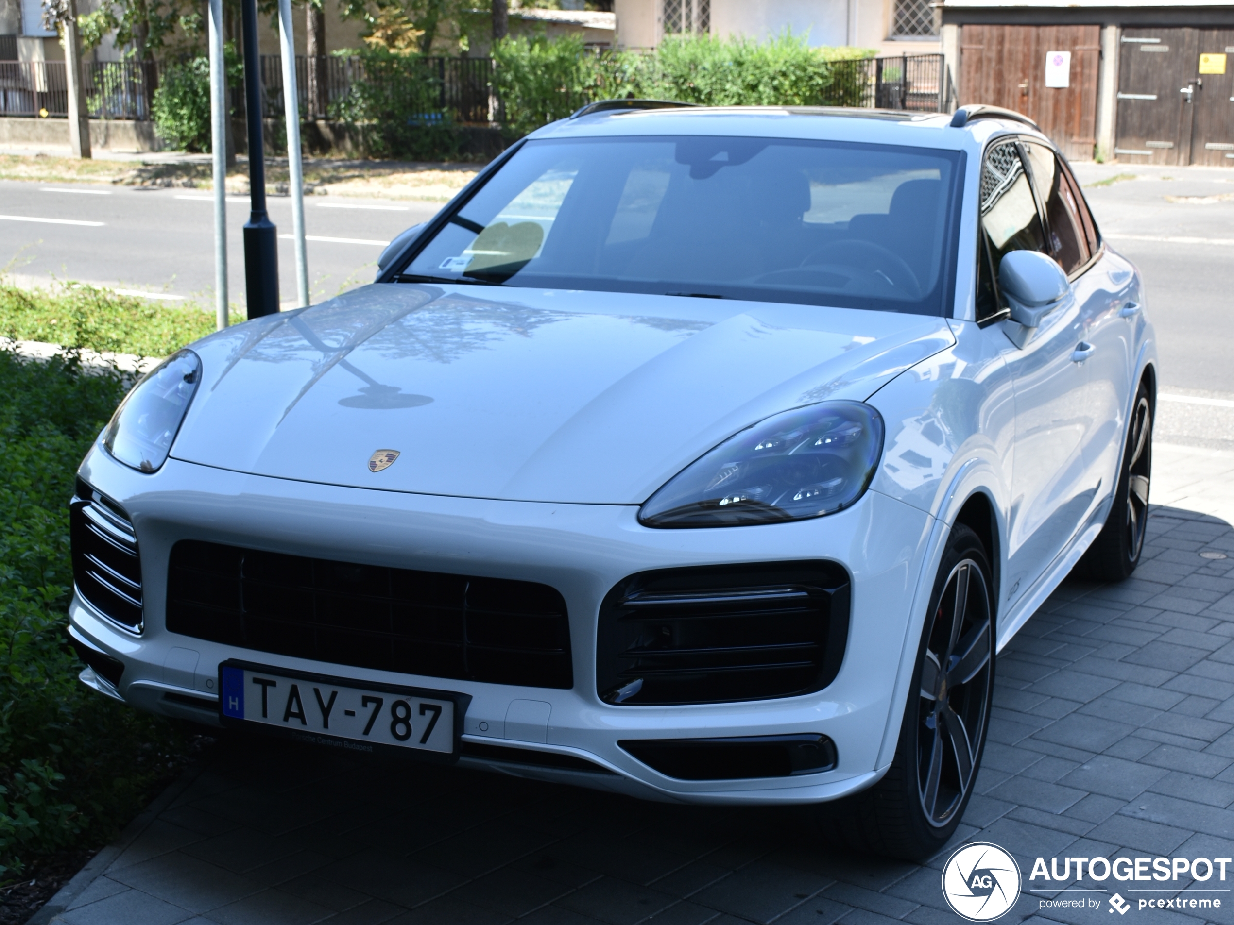 Porsche 9YA Cayenne GTS