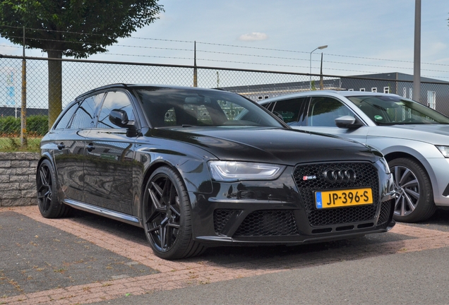 Audi RS4 Avant B8