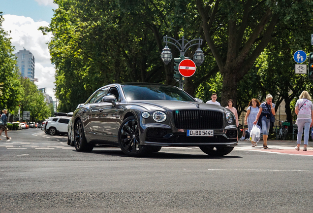 Bentley Flying Spur Hybrid