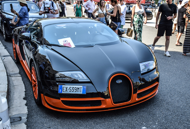 Bugatti Veyron 16.4 Super Sport L'Edition Spéciale Record du Monde