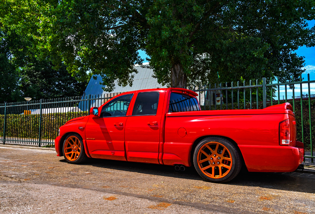 Dodge RAM SRT-10 Quad-Cab