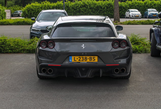 Ferrari GTC4Lusso