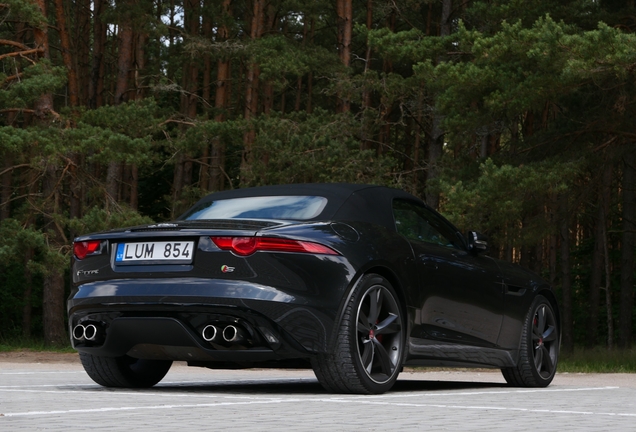 Jaguar F-TYPE S V8 Convertible