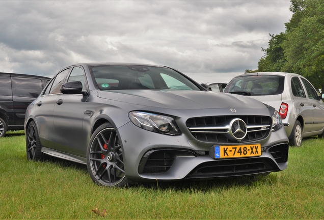 Mercedes-AMG E 63 S W213 Edition 1