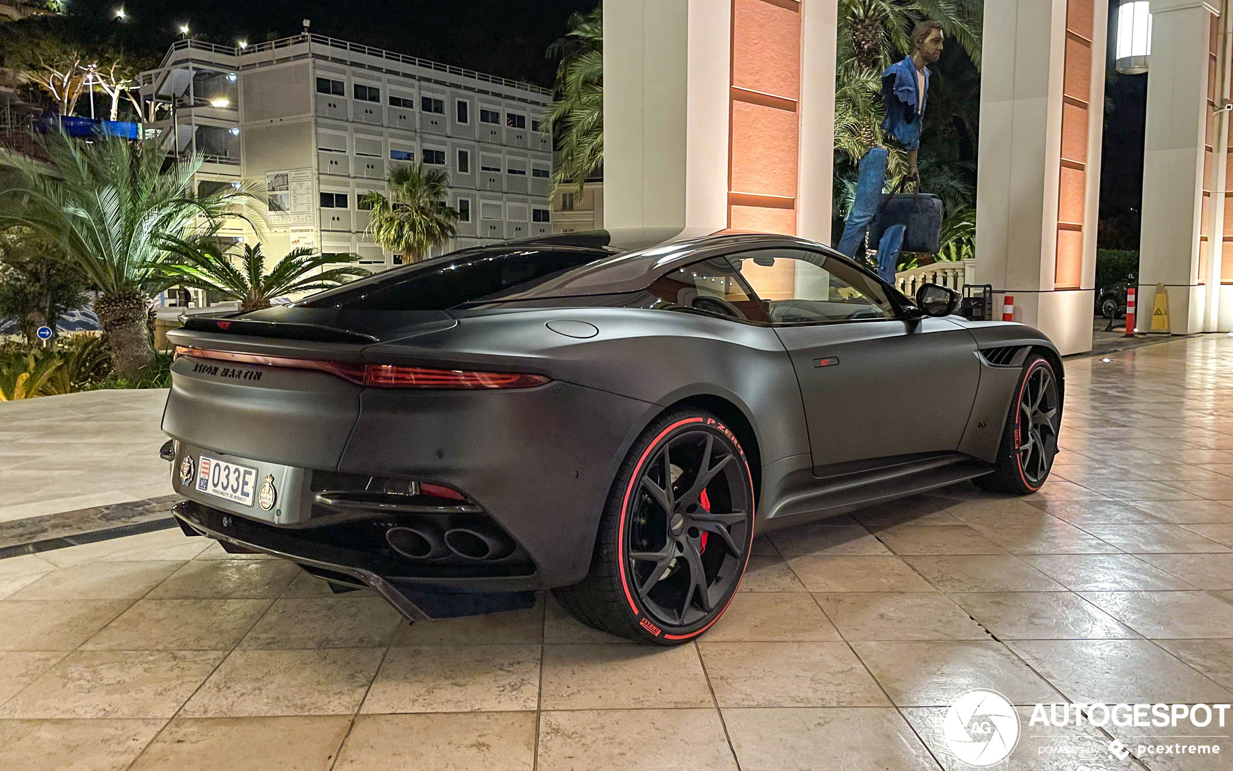 Aston Martin DBS Superleggera