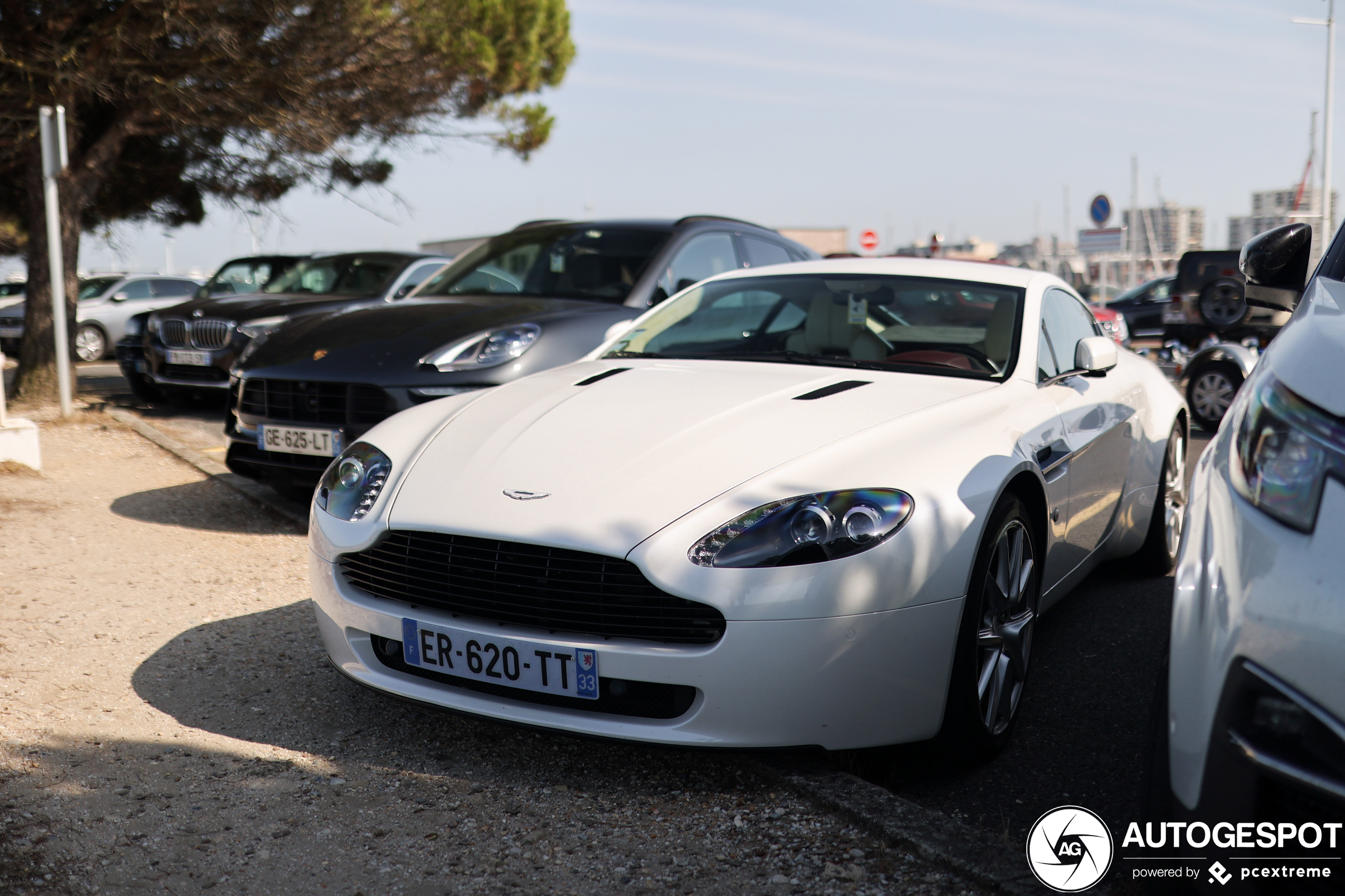 Aston Martin V8 Vantage