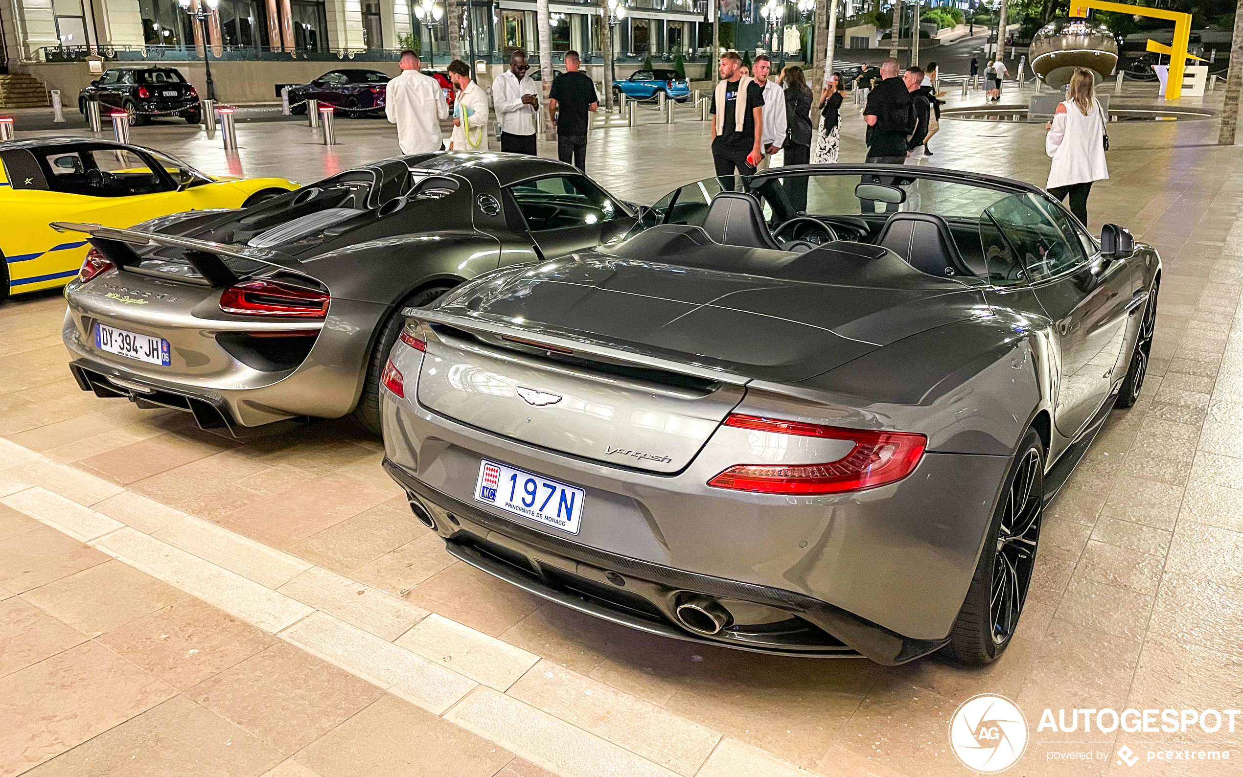 Aston Martin Vanquish Volante