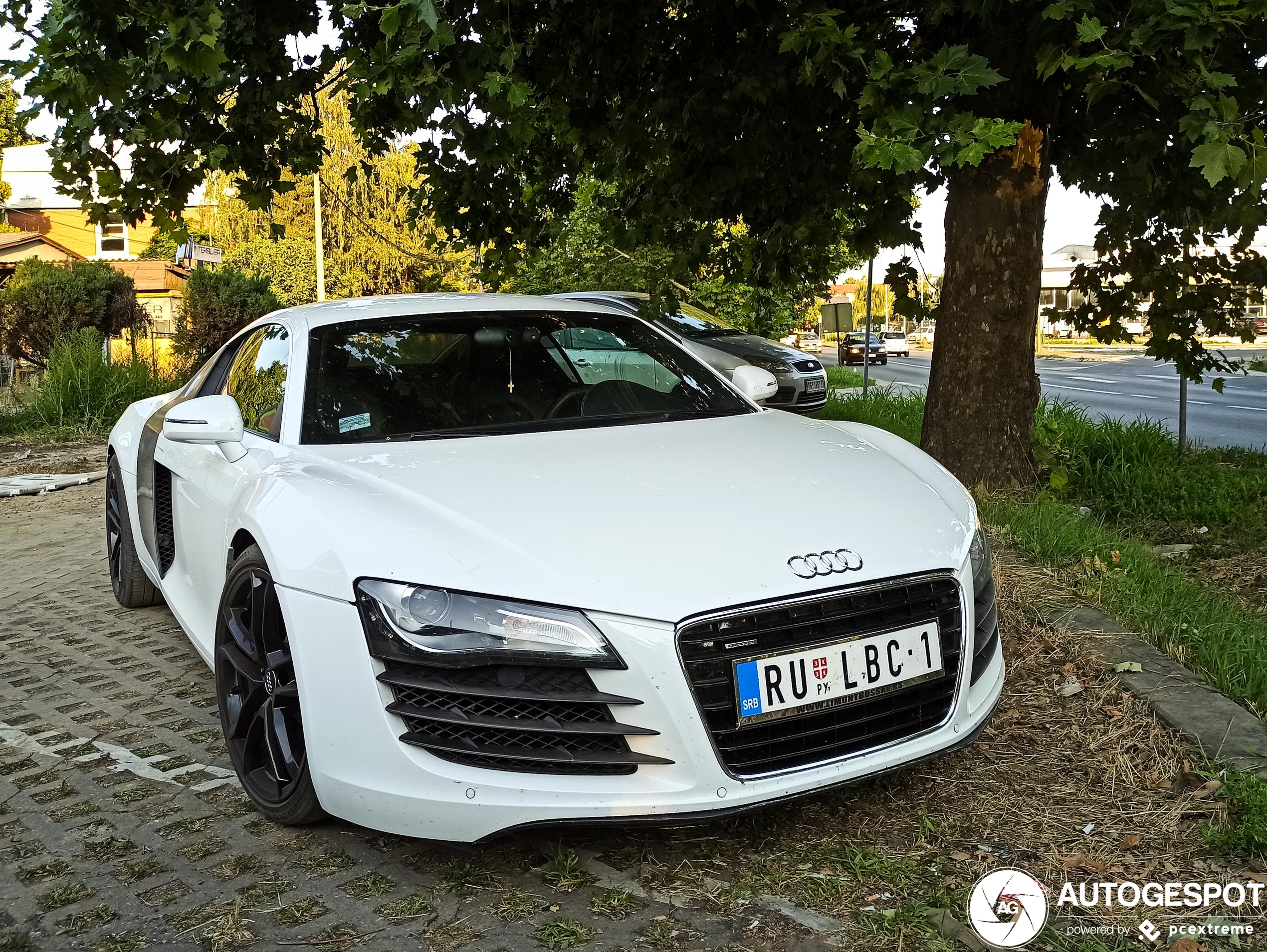 Audi R8