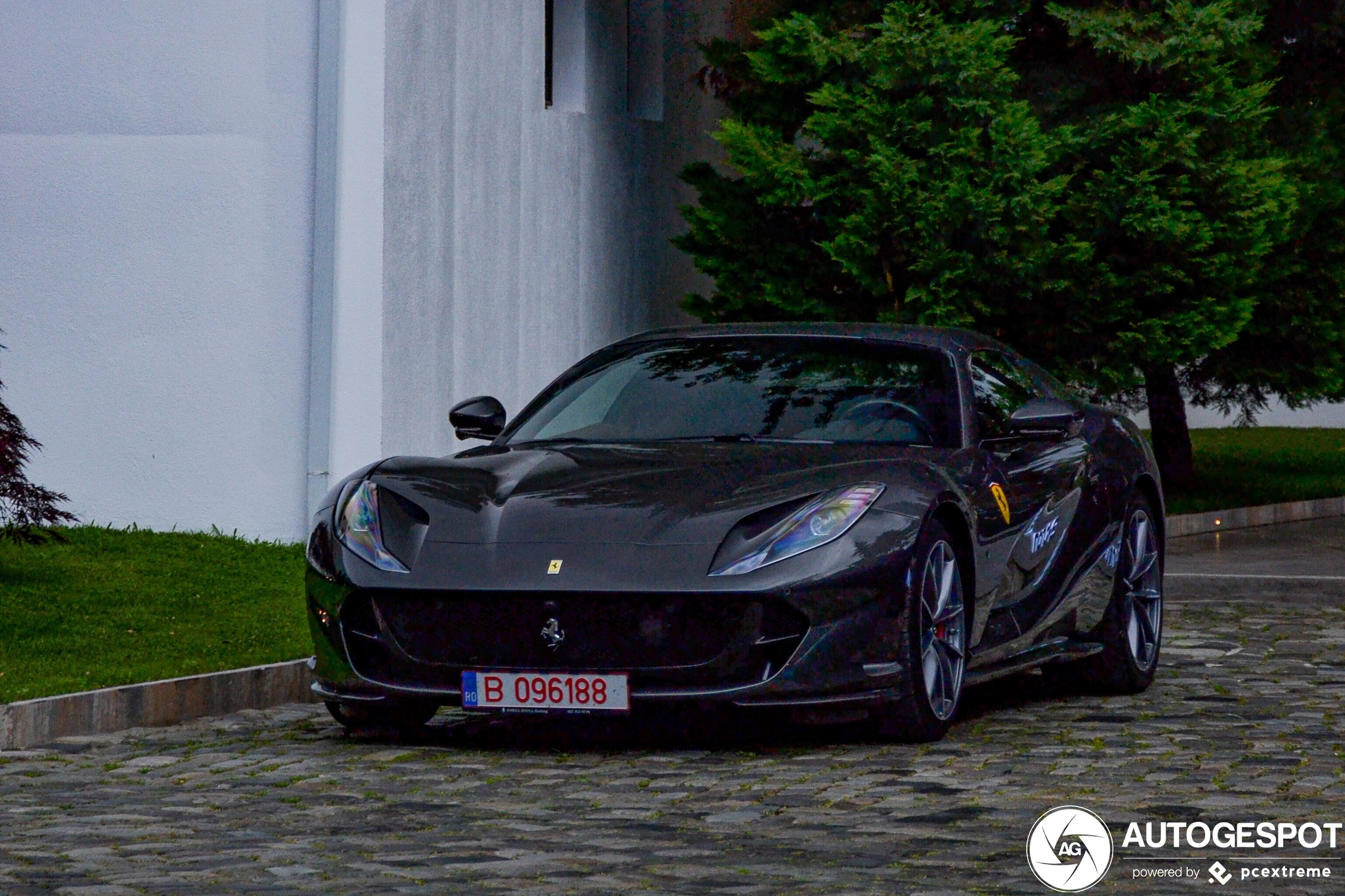 Ferrari 812 GTS