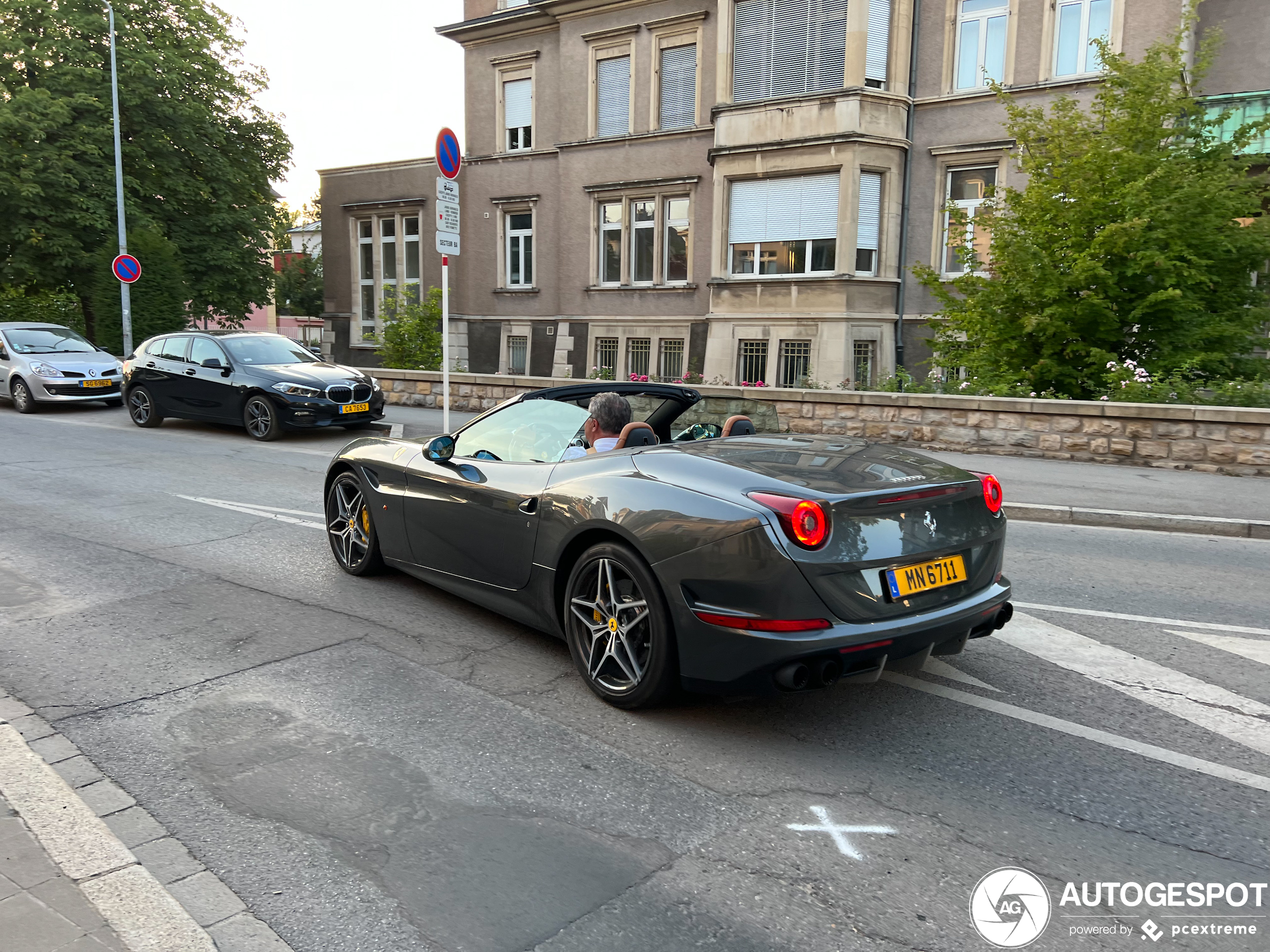 Ferrari California T