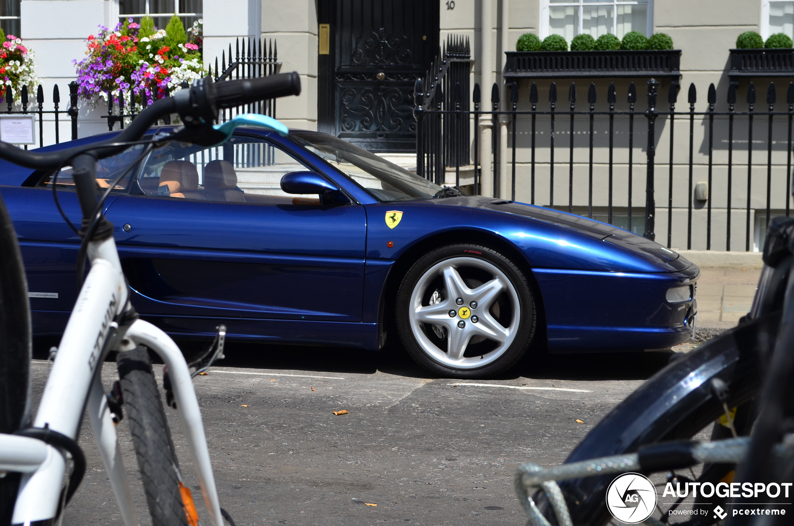 Ferrari F355 GTS