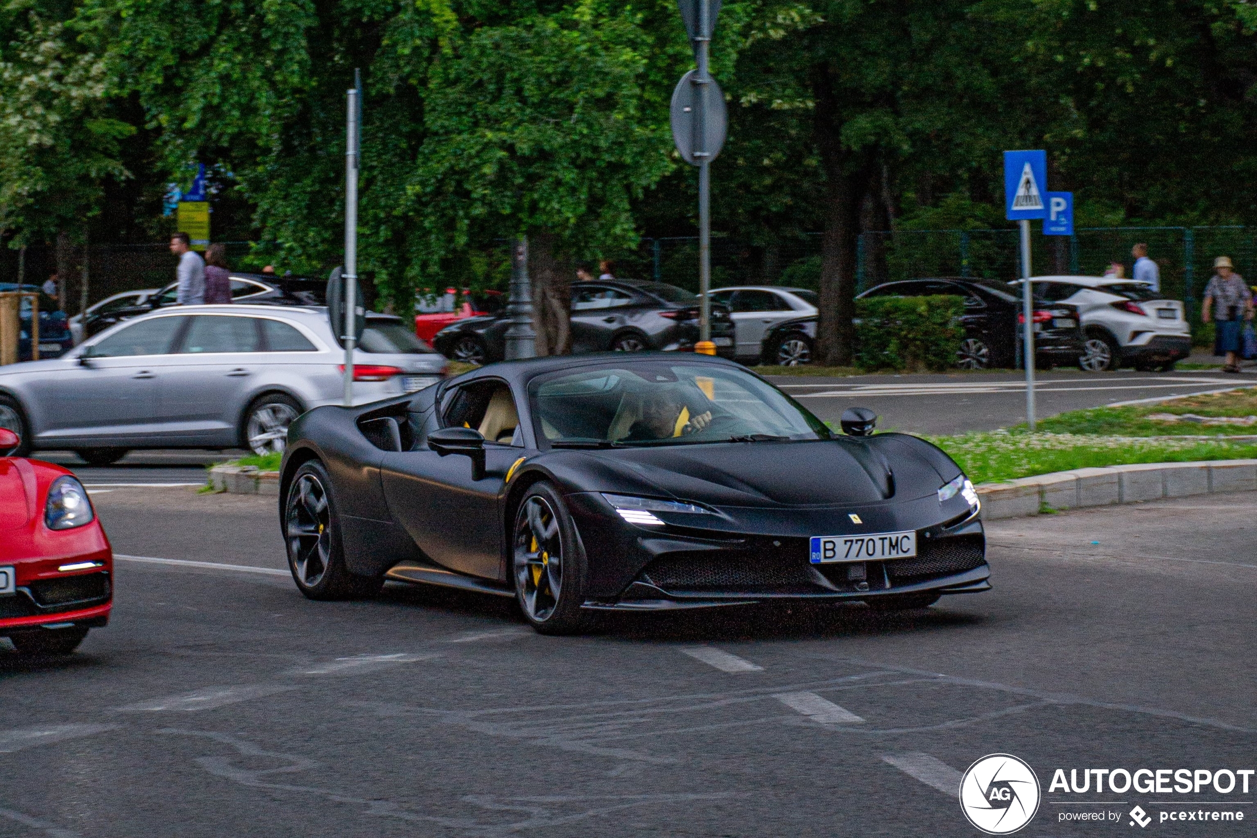 Ferrari SF90 Spider