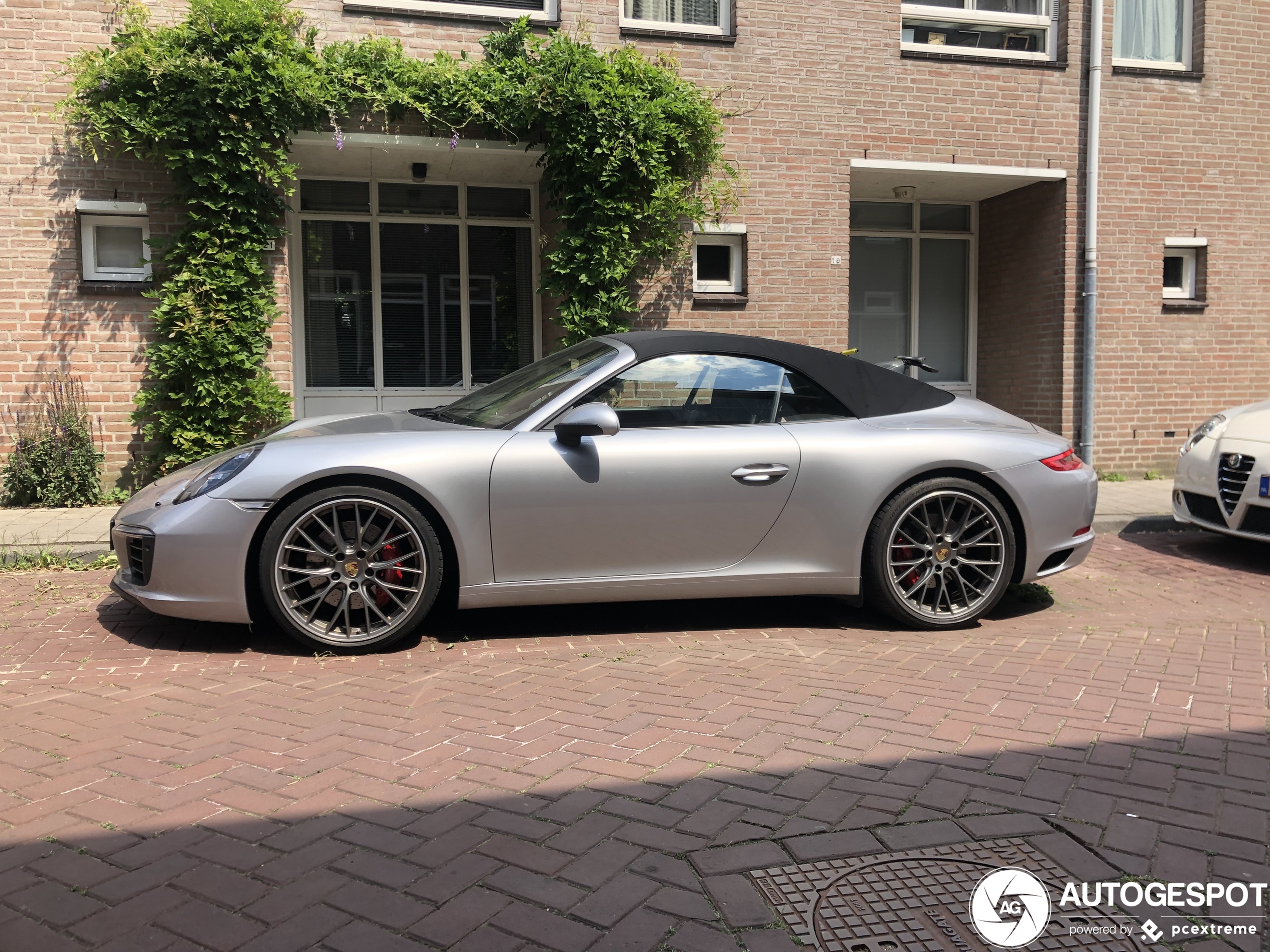 Porsche 991 Carrera S Cabriolet MkII