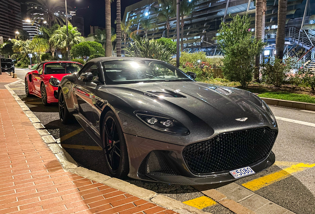 Aston Martin DBS Superleggera Volante