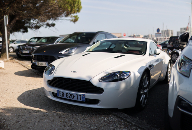 Aston Martin V8 Vantage