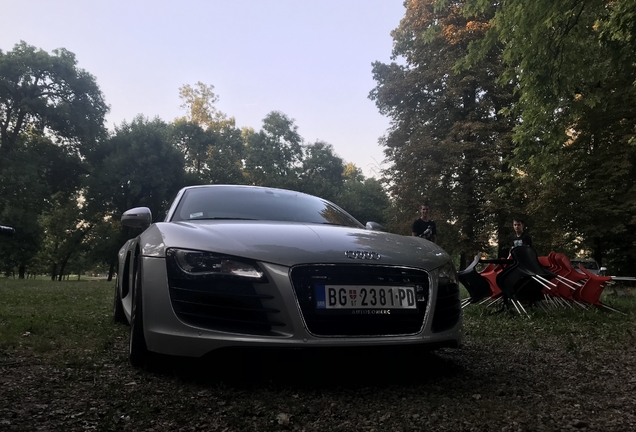 Audi R8