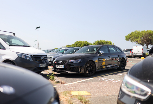 Audi RS4 Avant B9