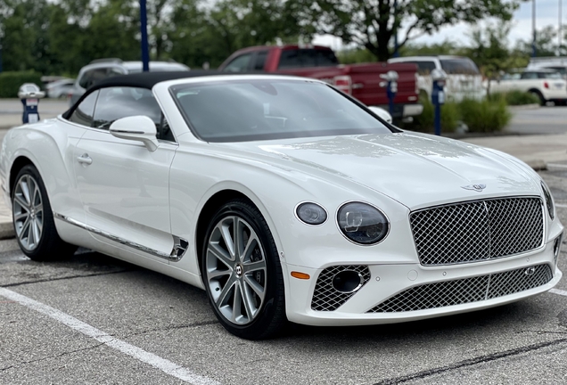 Bentley Continental GTC V8 2020