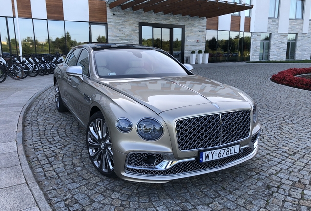 Bentley Flying Spur V8 2022 Mulliner