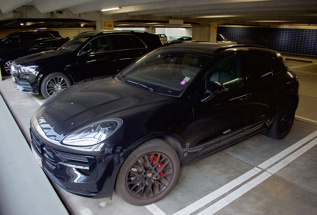 Porsche 95B Macan GTS MkII