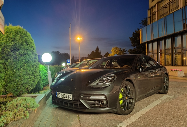 Porsche 971 Panamera Turbo S E-Hybrid