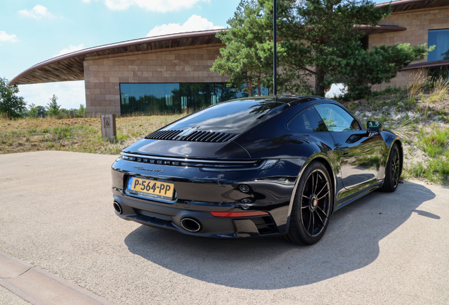 Porsche 992 Carrera GTS