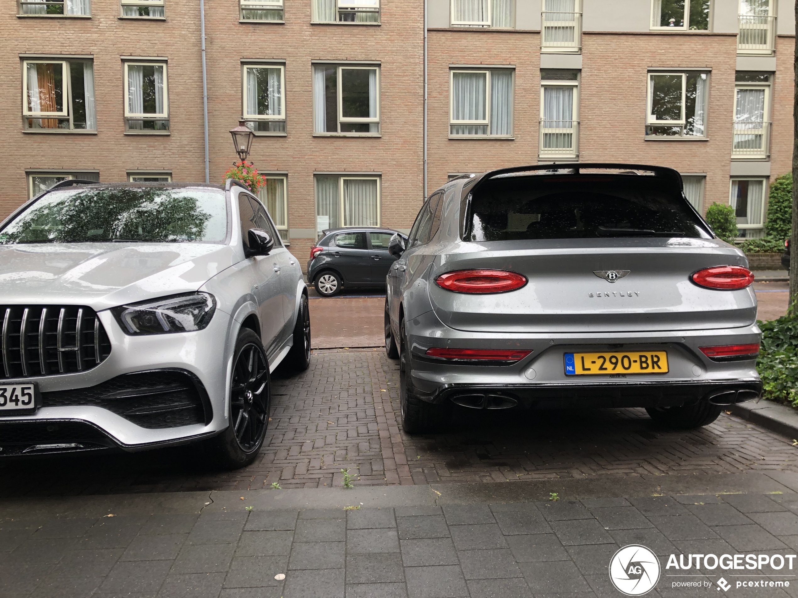 Bentley Bentayga V8 2021