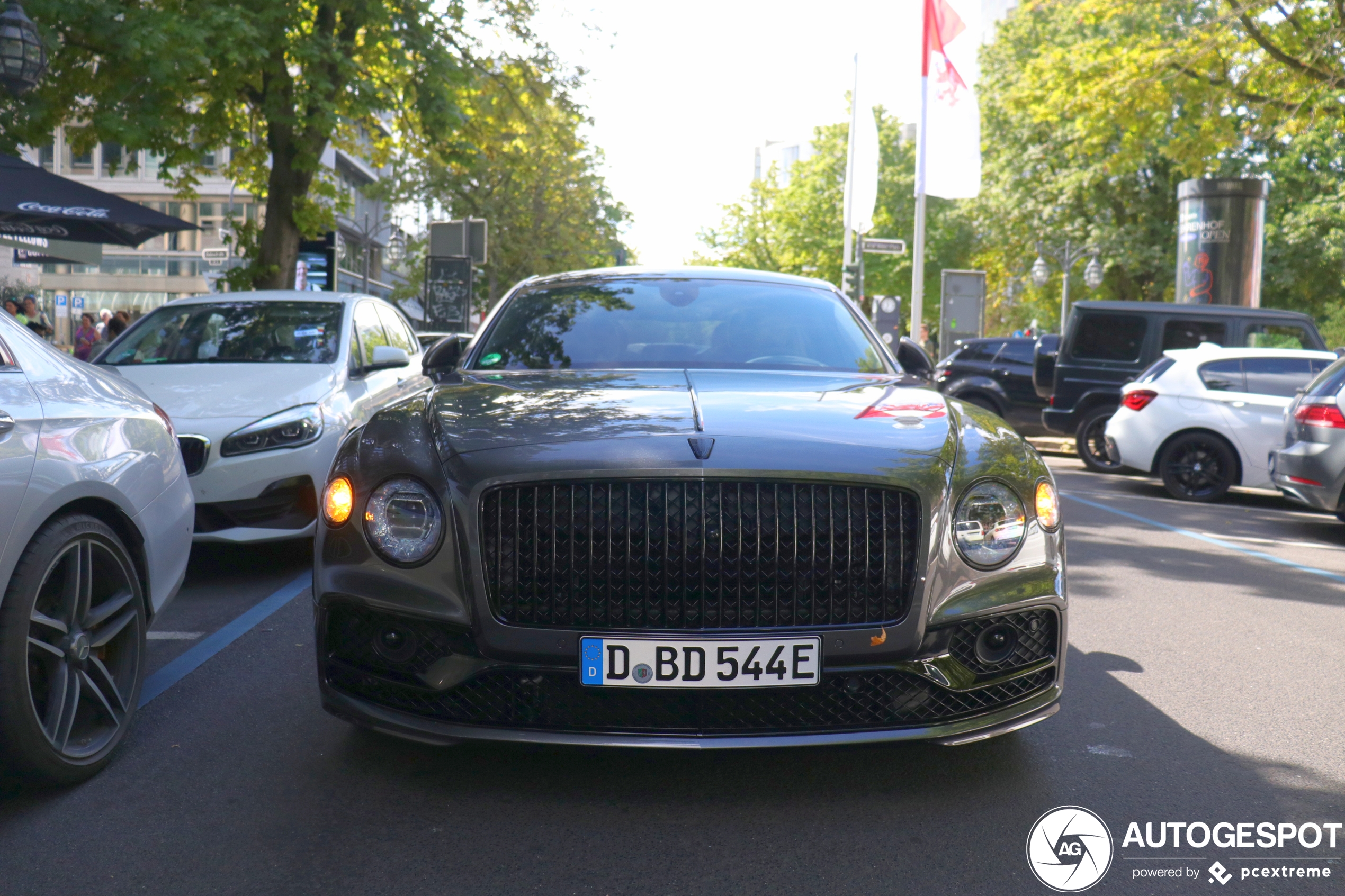 Bentley Flying Spur Hybrid