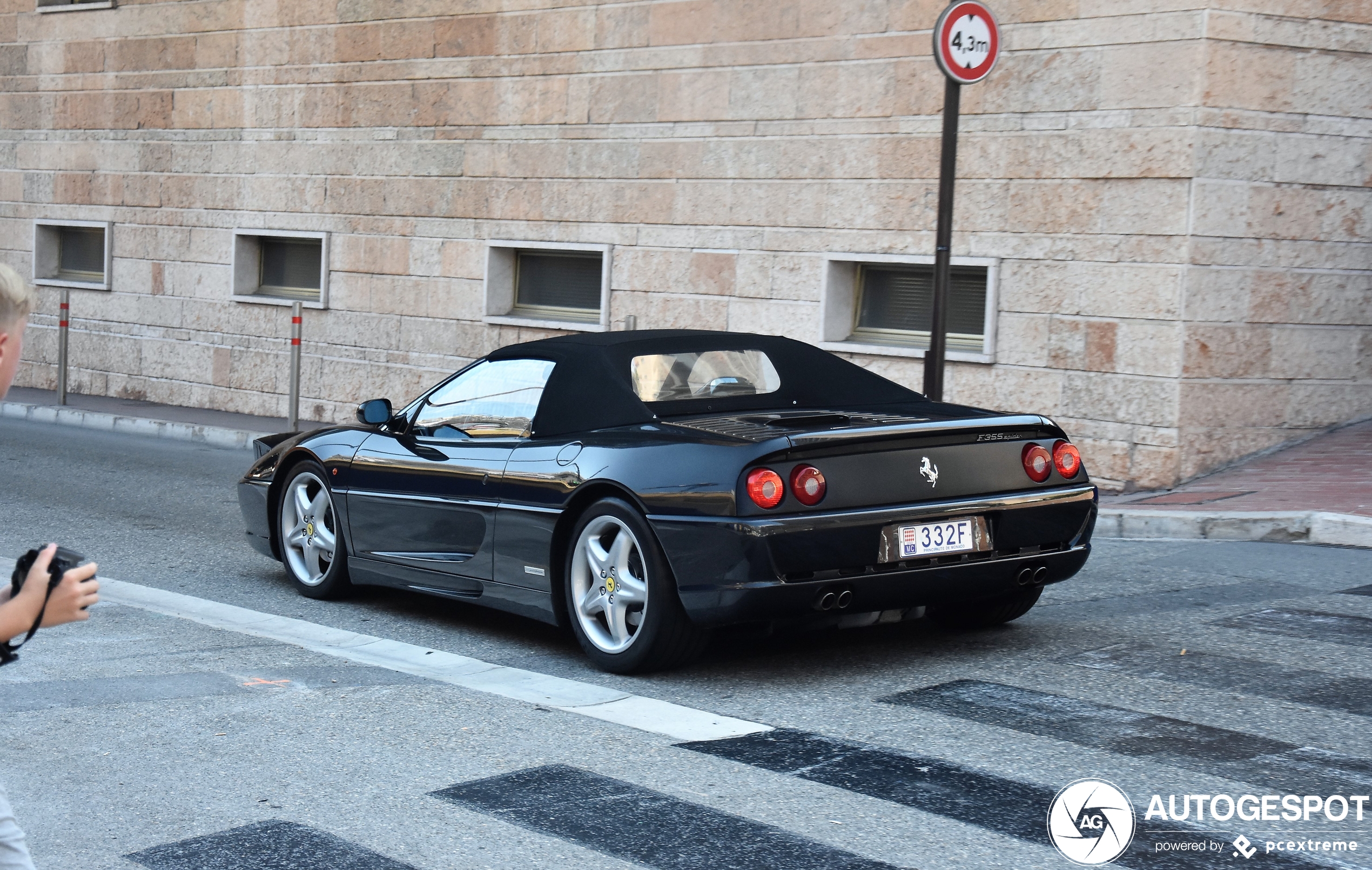 Ferrari F355 Spider